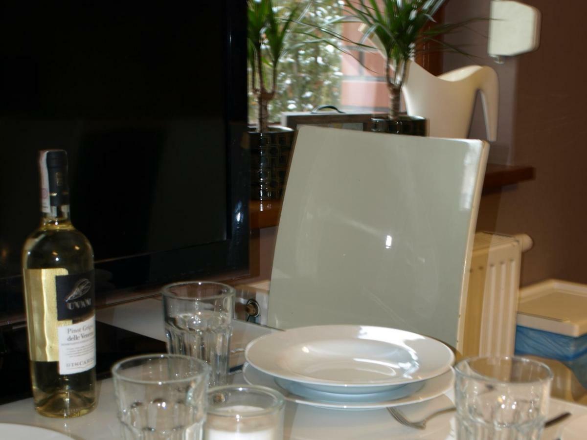 Apartament Przy Parku Wrocław Exteriör bild
